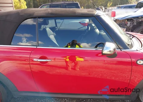 2015 Mini Convertible Cooper S z USA, uszkodzony, nr VIN WMWZP3C50F2A91019